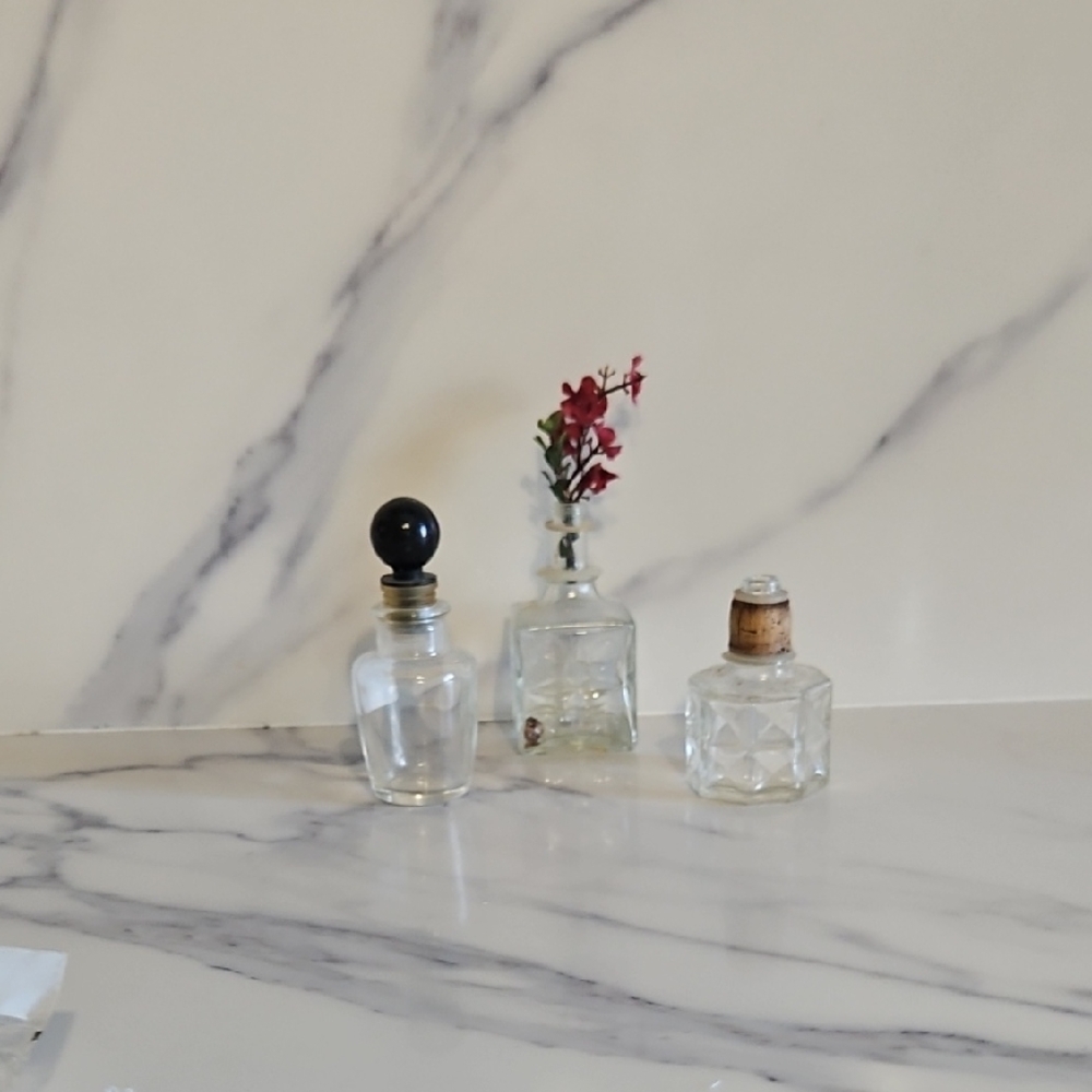 Vintage America Clear and Black Glass Vases